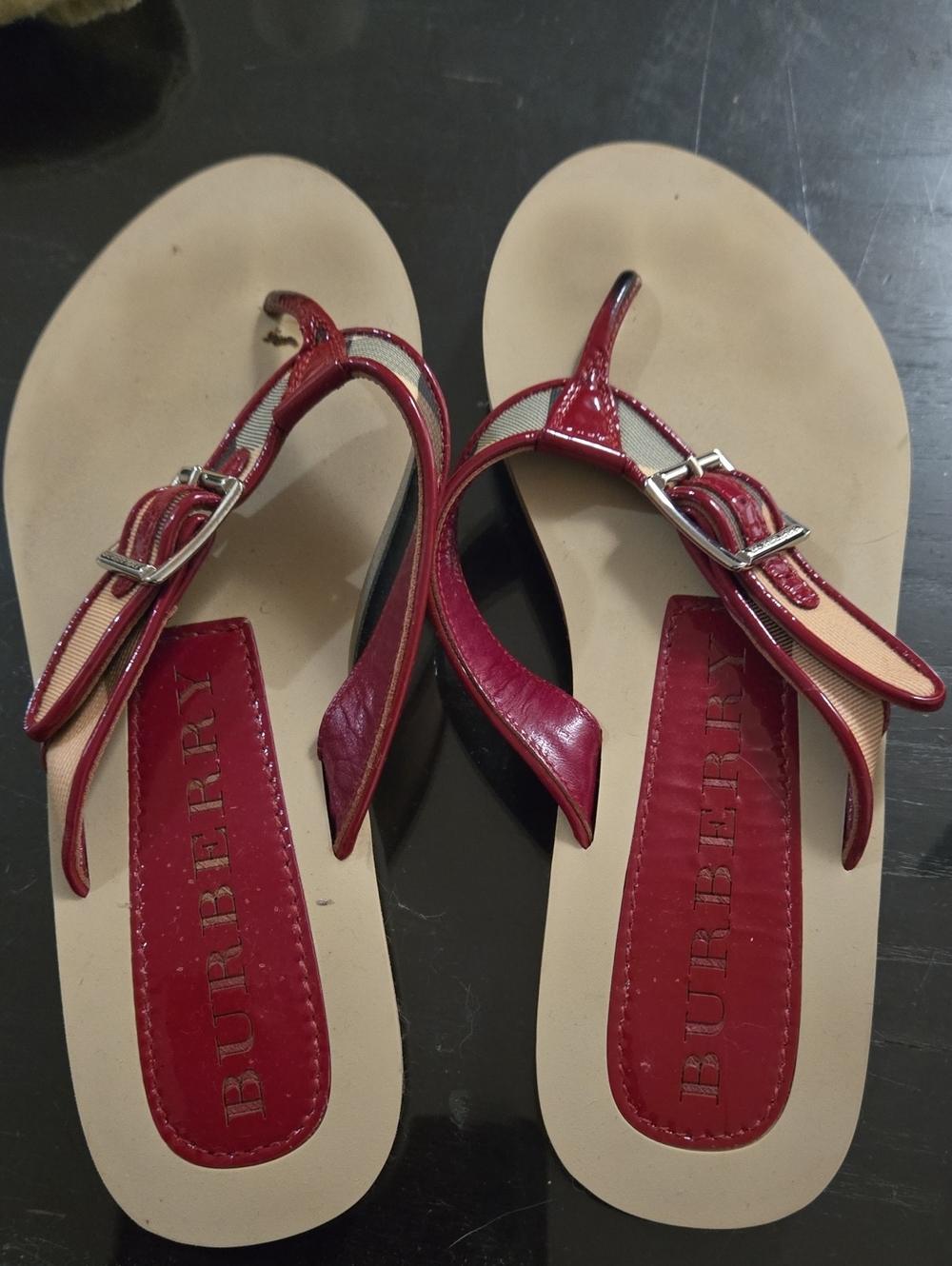 Burberry Red Patent Leather Thong Sandals with Beige Footbed